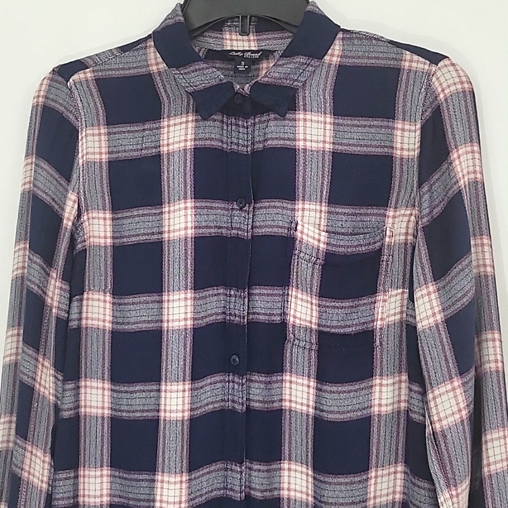 Lucky Brand Buttoned long-sleeved Shirt for Women in ize XS - Picture 3 of 6